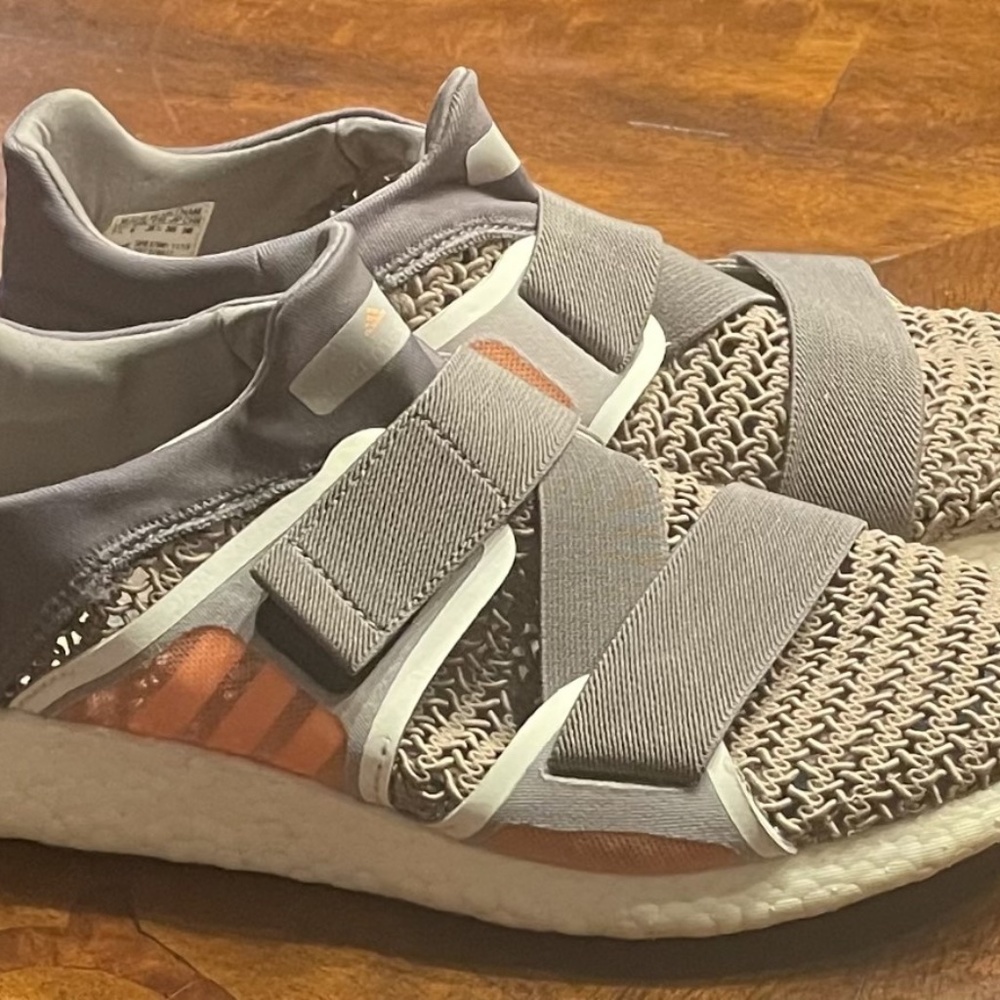 Adidas by Stella McCartney Size 7 1/2